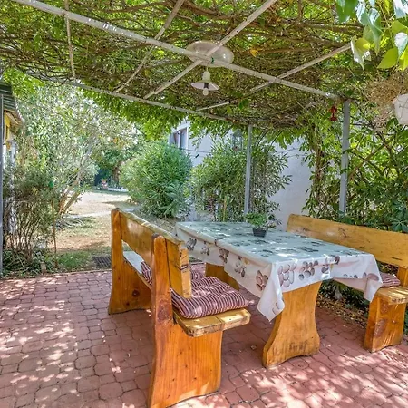 Family By Marija Apartment Porec